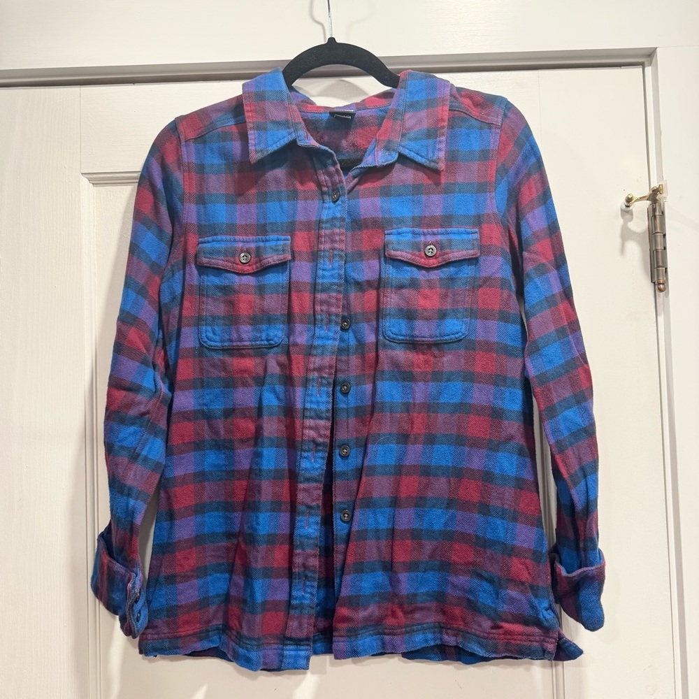 Patagonia Womens Long Sleeved Organic‎ Cotton Fjord Flannel Shirt Outdoor Hiking - Picture 4 of 12